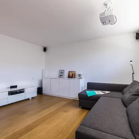 Villa Eagle Keyweek 4 Bedrooms With Terrace